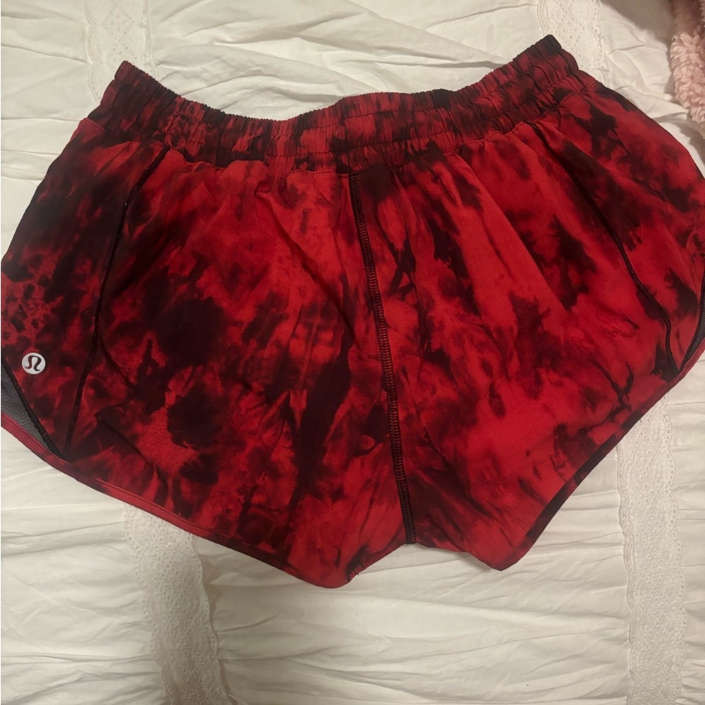 Lululemon Game Day Tie Dye Hotty Hot Shorts